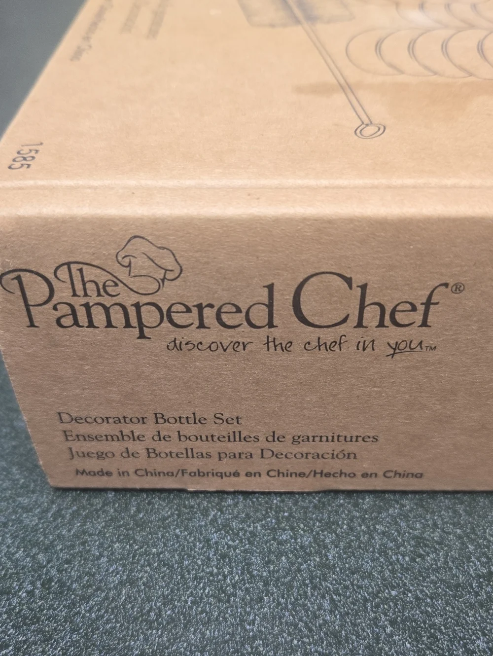 The Pampered Chef Decorator Bottle Set - Brown Kraft Box
